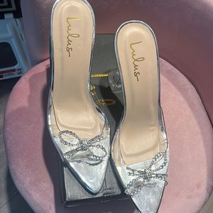 LULU’s Glowest Silver open toe heel -BRAND NEW, NEVER WORN!!